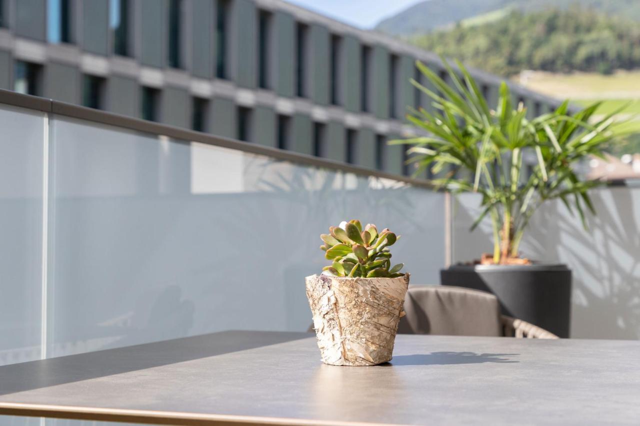 Nice Living Neue- Moderne Apartments Im Herzen Von Brixen - Kostenlose Brixencard - Ideal Fuer Familien, Paare, Geschaeftsreisende Und Allen Urlaubs Hungrigen Bressanone Exterior foto