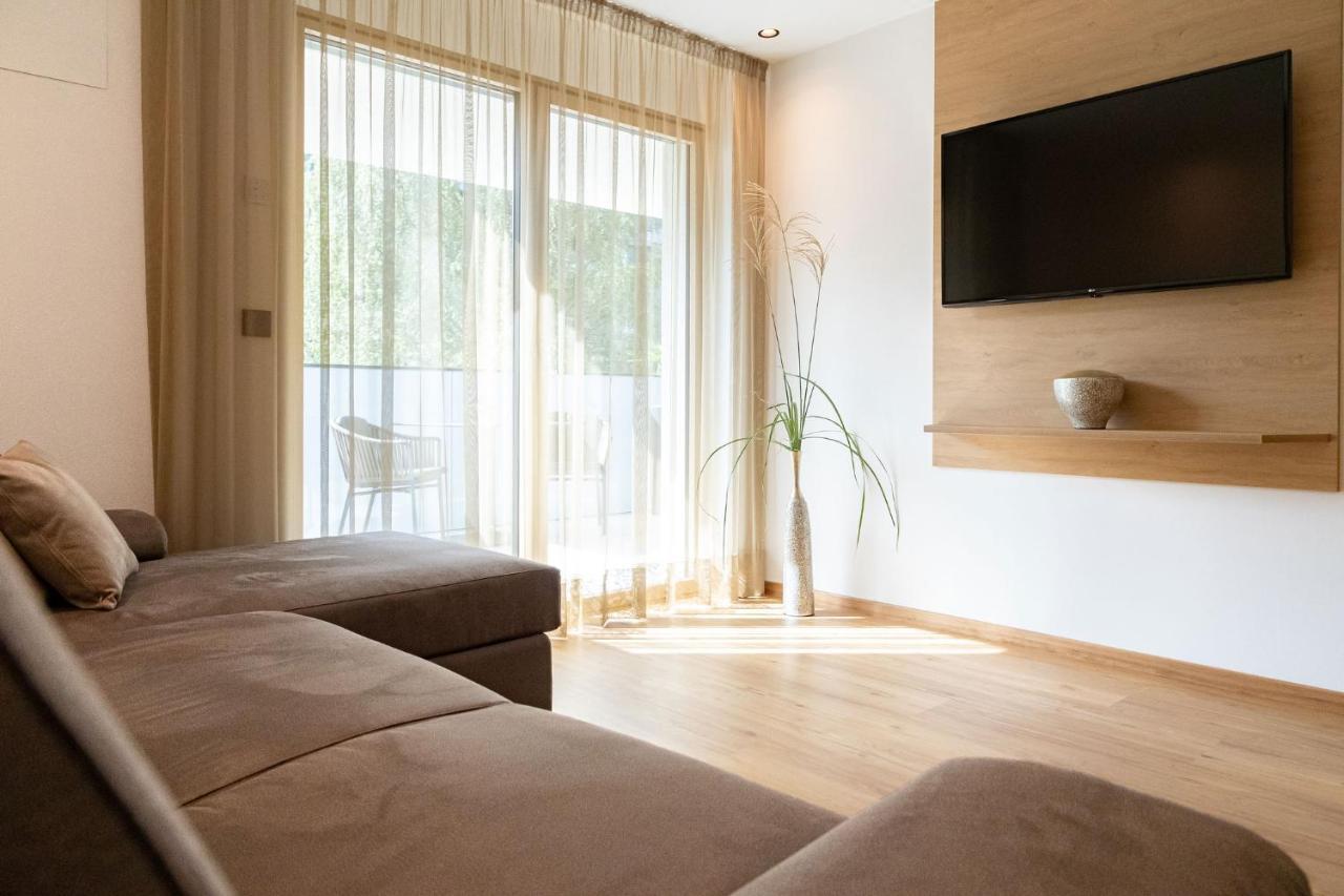 Nice Living Neue- Moderne Apartments Im Herzen Von Brixen - Kostenlose Brixencard - Ideal Fuer Familien, Paare, Geschaeftsreisende Und Allen Urlaubs Hungrigen Bressanone Exterior foto
